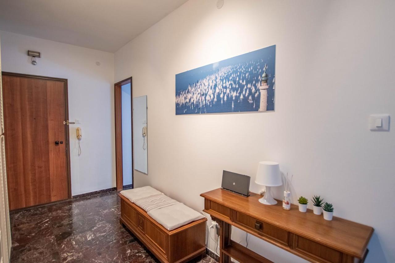 Free Parking -6 Posti Letto E Terrazzo Vista Mare Apartment Trieste Bagian luar foto